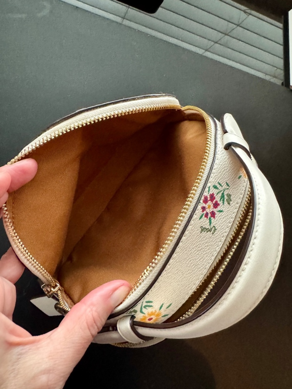 Coach White Leather Floral Top Handle (detachable long strap) Purse - Picture 5 of 7
